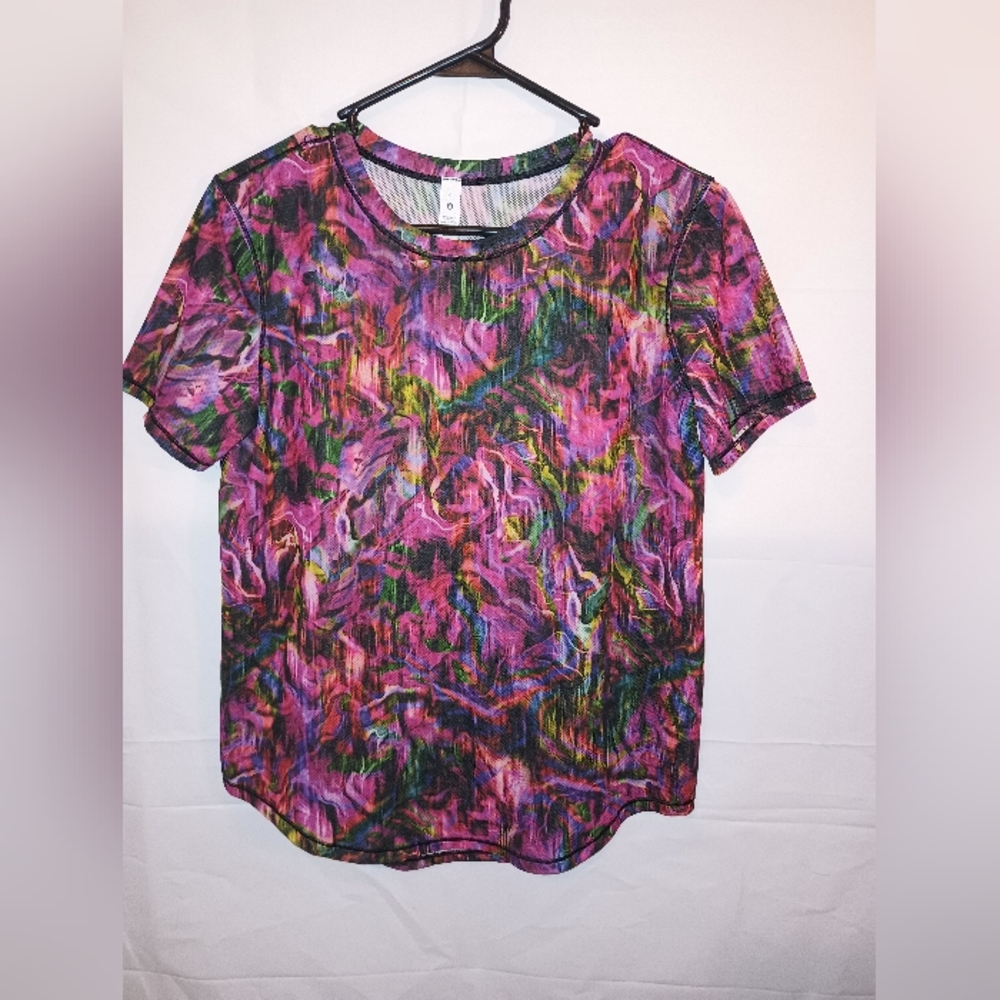 Lululemon athletica top